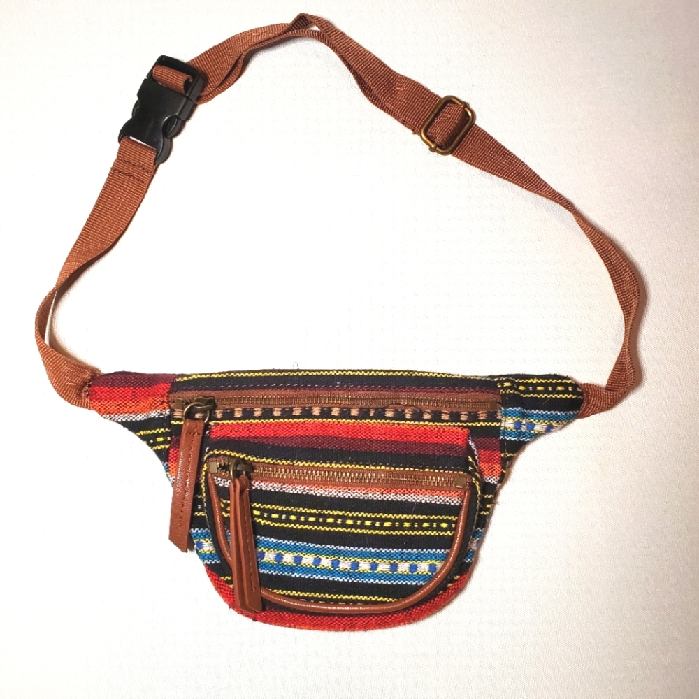 Forever 21 fanny pack